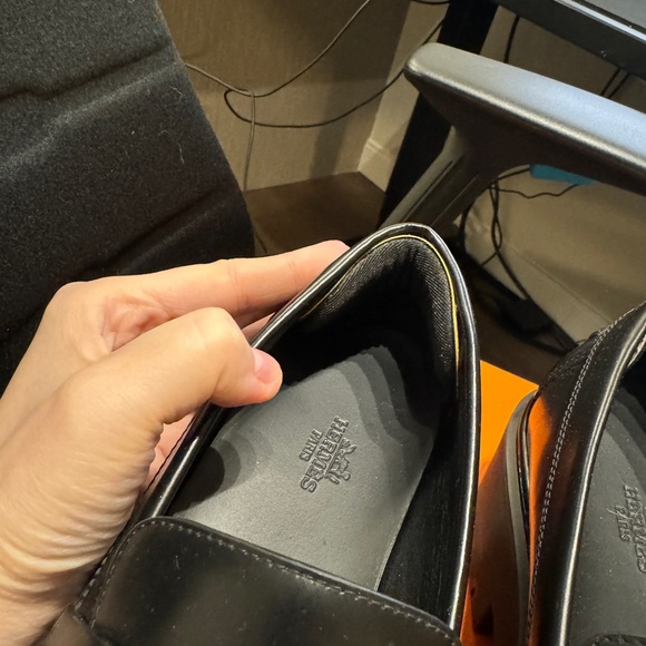 Authentic hermes. Woman. Loafers.  Size 38.  Good for 7.5-8. - Picture 3 of 6
